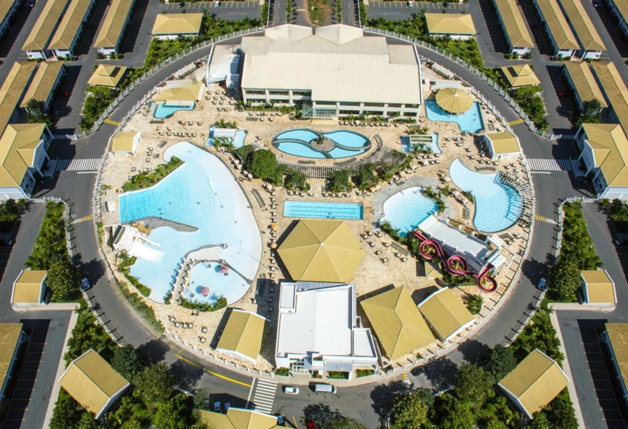 Lacqua Diroma - Com Parque 24 Horas - Ate 5 Pessoas カルダス・ノバス エクステリア 写真